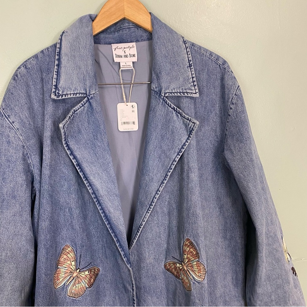 Free People Denim & Bone Buffalo Denim Duster Butterfly Floral Embroidered Sz‎ L - Picture 3 of 10